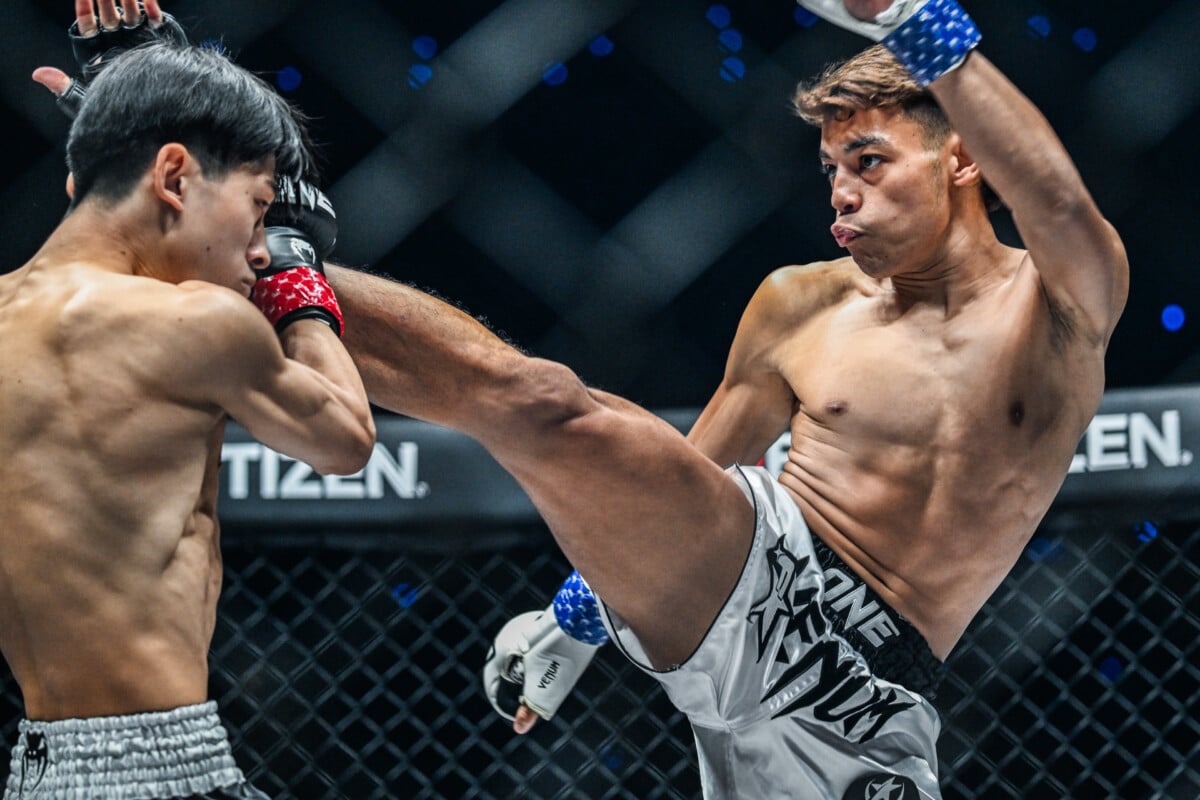 Rifdean Masdor throws a high kick on Nadaka at ONE SAMURAI 4