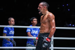 Regian Eersel vs George Jarvis at The Inner Circle 33 16