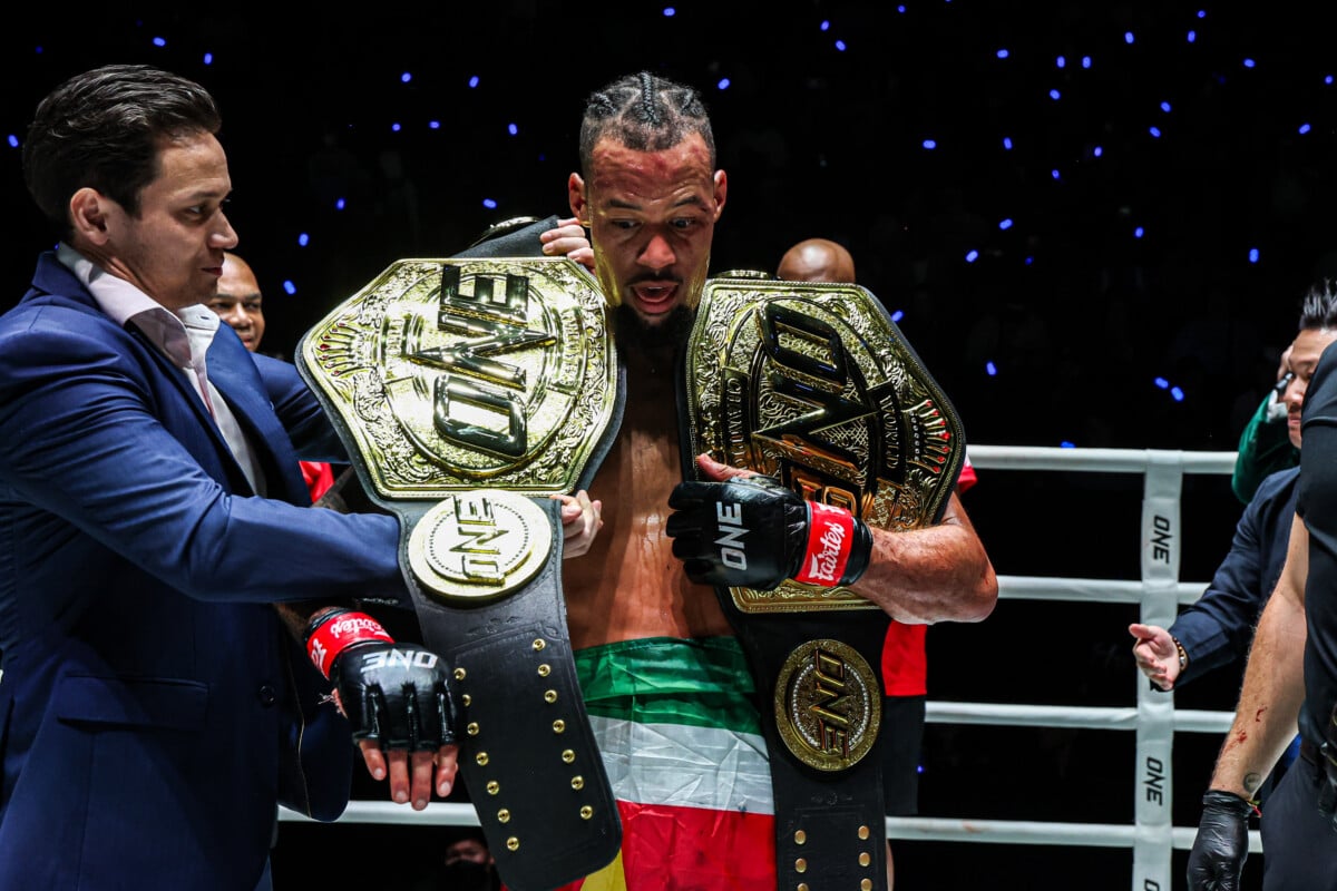 Regian Eersel celebrates after defeating George Jarvis at The Inner Circle 33