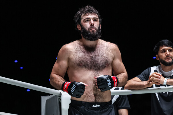 Shamil Erdogan readies himself to fight Paul Elliott at ONE Fight Night 48.
