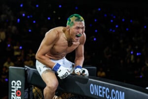 Shozo Isojima vs Kota Abe at ONE SAMURAI 4 14