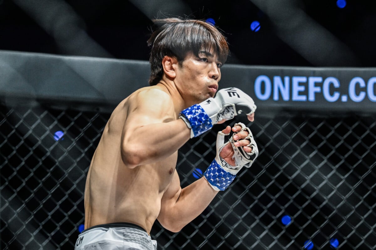 Ryoto Nishiyama gets himself ready for his clash against Yu Takeuchi at ONE SAMURAI 4.