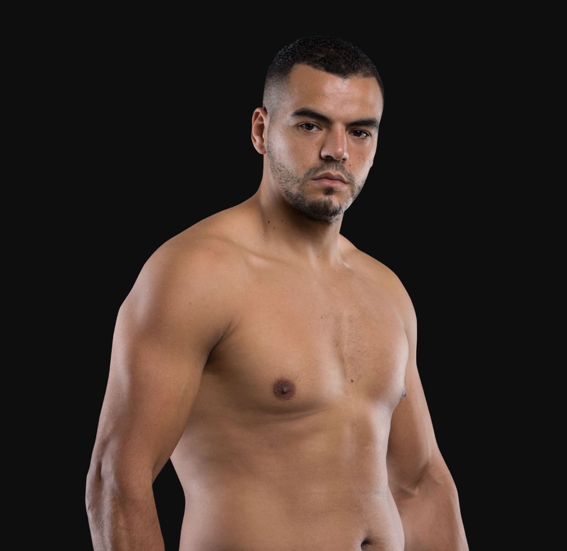 Tarik Khbabez Hero 1200x1165