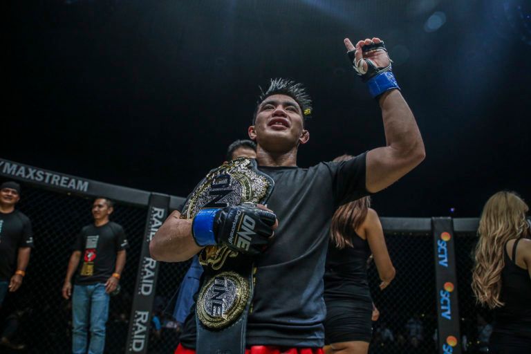 Joshua Pacio DC 3663 768x512