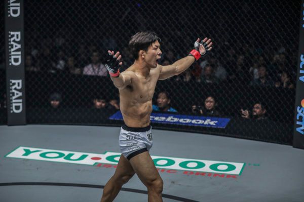 ONEフェザー級に君臨する若武者・松嶋こよみのヒーローとは