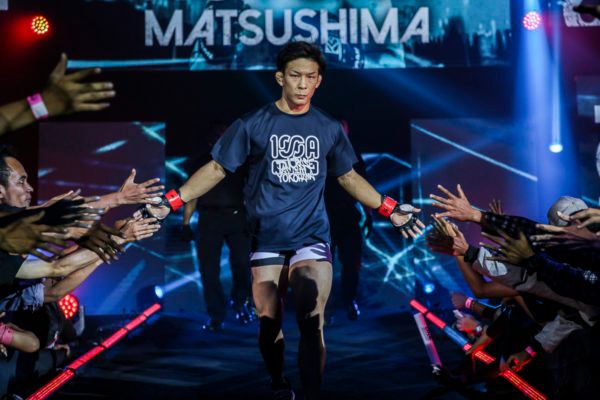 松嶋こよみは飢えている―。格闘技界の頂を見つめる若武者