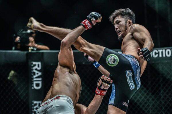 Kazuki Tokudome defeats Johnny Nunez at ONE DAWN OF VALOR DA D4X_8846