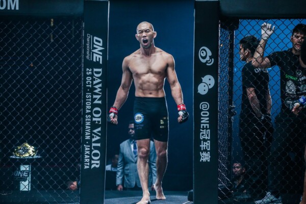 Yushin Okami at ONE CENTURY DC DUX_0315 600x400