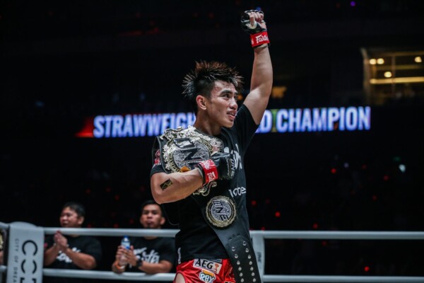 Joshua Pacio defeats Rene Catalan at ONE MASTERS OF FATE DC DUX_6082 600x400