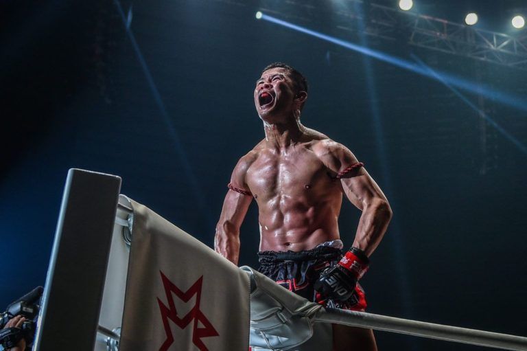 Nong O Gaiyanghadao defeats Saemapetch Fairtex at ONE EDGE OF GREATNESS DA 7658 1200x799 768x511