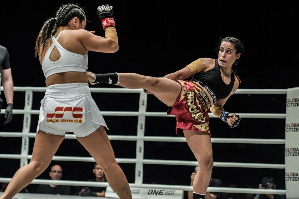 Bi Nguyen defeats Puja Tomar at ONE IMMORTAL TRIUMPH YK 8913 600x399