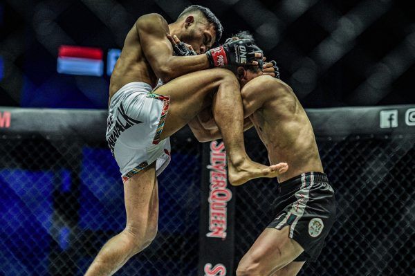 Adi Paryanto defeats Angelo Bimoadji at ONE DAWN OF VALOR YK4_0879 600x399