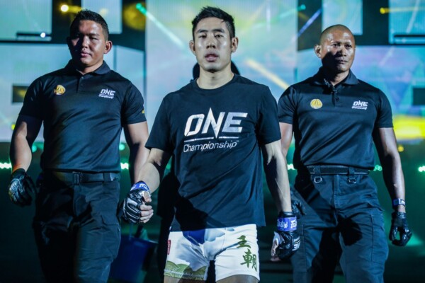 Jeff Chan makes his way to the ONE Circle at ONE: KING OF THE JUNGLE.