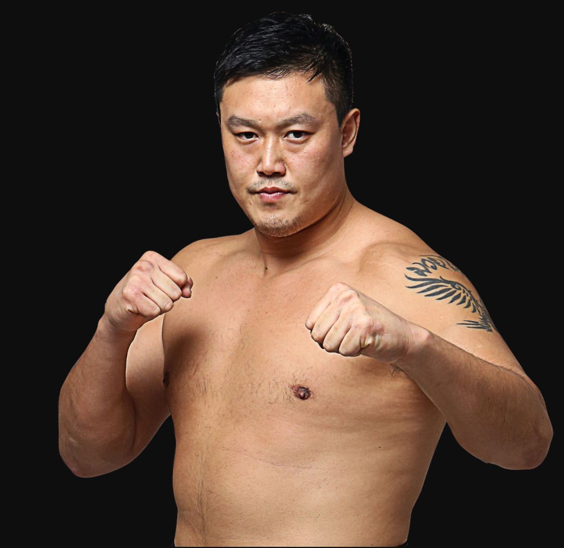 Hyun_Man_Myung hero 1200x1165 1