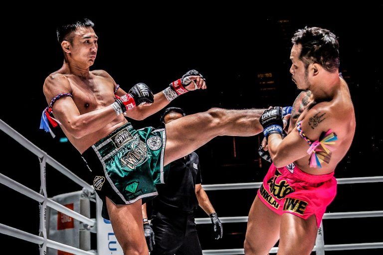 Petchmorakot Petchyindee Academy Yodsanklai IWE Fairtex 1920X1280 17 768x512