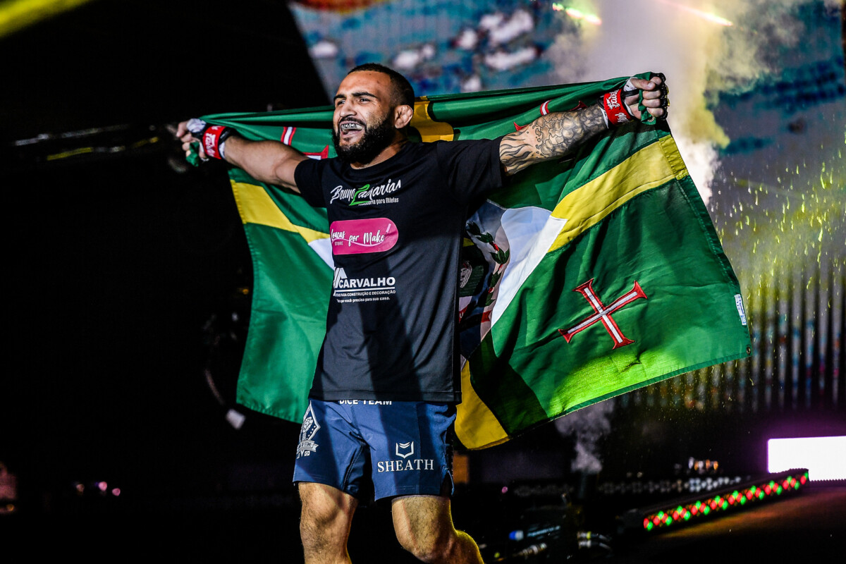 John Lineker Troy Worthen 1920X1280 ONE on TNT III 4 1200x800