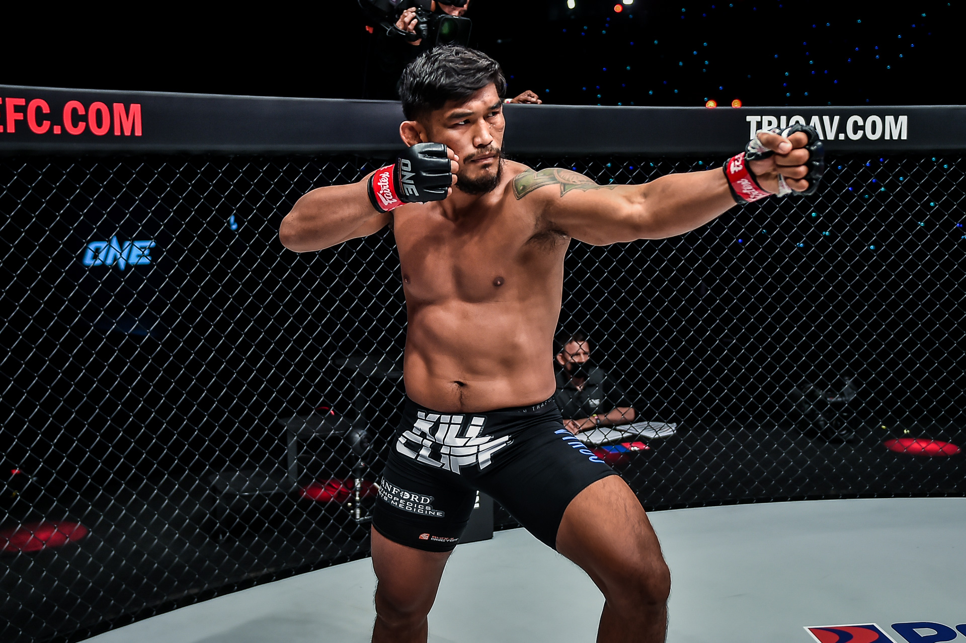 Aung La N Sang Leandro Ataides BATTLEGROUND 1920X1280 19