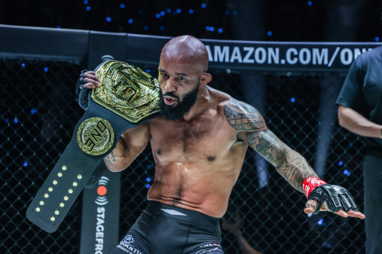 Demetrious Johnson Adriano Moraes ONE Fight Night 10 40