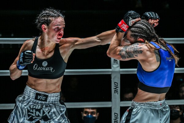 Hannah Brady Natalia Diachkova ONE Friday Fights 32 40
