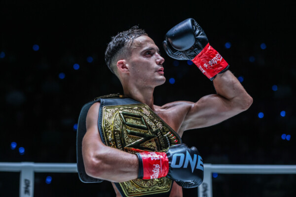 Jonathan Di Bella Danial Williams ONE Fight Night 15 84 scaled