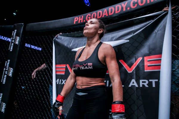 Michelle Nicolini IMG_9082 600x400