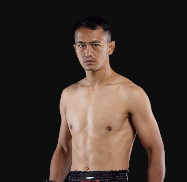 Tukkatatong_Petpayathai hero 1200x1165