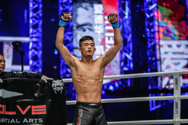 Christian Lee IMGL5179 600x400