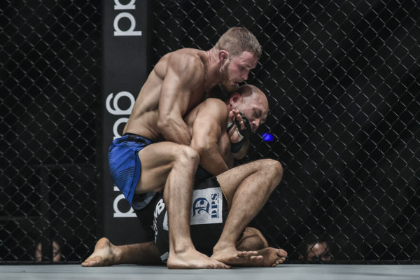Vitaly Bigdash ASH 3302 600x400