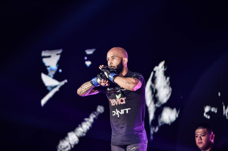 Demetrious Johnson DSC_0053 768x511