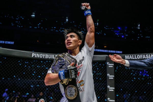 Joshua Pacio DC 8974 600x400
