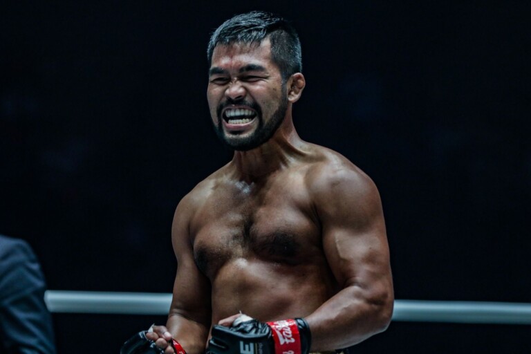 Rodlek PK.Saenchaimuaythaigym celebrates his victory over Andrew Miller at ONE: DAWN OF HEROES.
