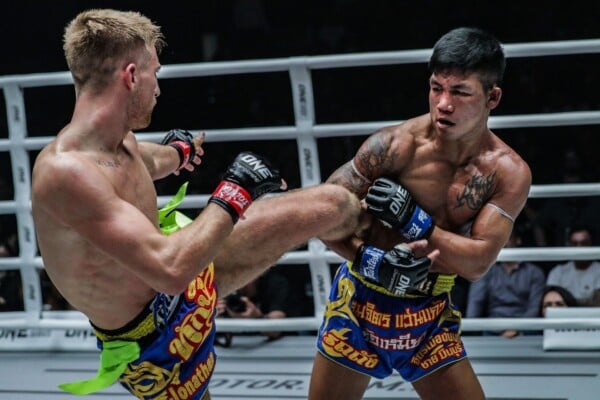 Rodtang Jitmuangnon catches Jonathan Haggerty's kick at ONE: DAWN OF HEROES.