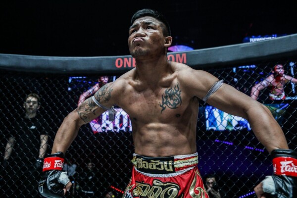 Rodtang Jitmuangnon At ONE CENTURY PART II DUX 9724 600x400