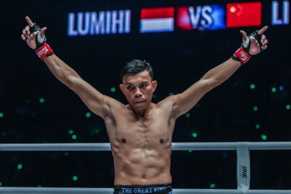 Li Kai Wen defeats Paul Lumihi at ONE MASTERS OF FATE DC DUX_1241 600x400