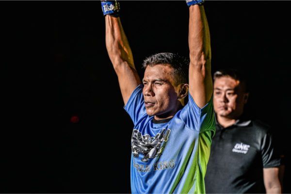 Paul Lumihi vs Zhao Zhi Kang ASH_4075 2 600x400