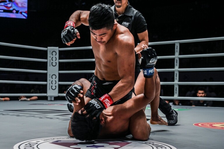 Roshan Mainam defeats Khon Sichan at ONE MASTERS OF FATE YKZ_7485 768x511
