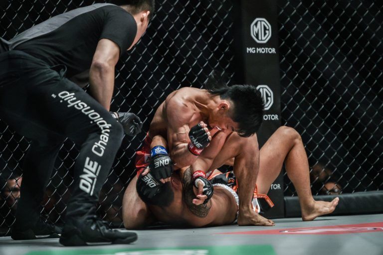 Lito Adiwang defeats Pongsiri Mitsatit ONE FIRE FURY DA 1390 768x511