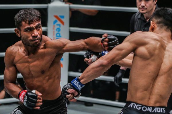 Abro Fernandes defeats Eko Priandono ONE WARRIORS CODE DC 0757 600x400