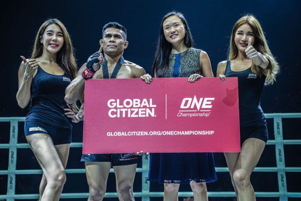 Eko Roni Saputra supports Global Citizen in the winner's circle in February 2020