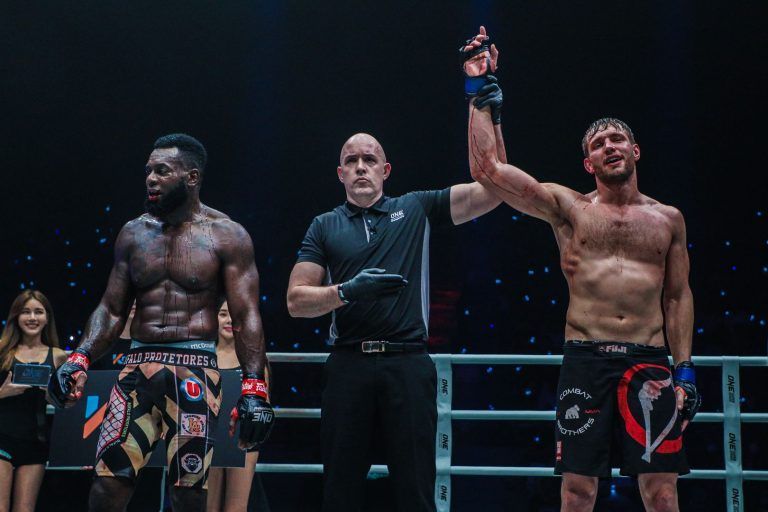 Reinier De Ridder defeats Leandro Ataides ONE WARRIOR'S CODE in Jakarta