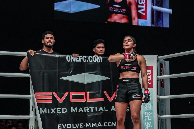 Ritu Phogat defeats Nam Hee Kim at ONE AGE OF DRAGONS JHW_7625 768x512