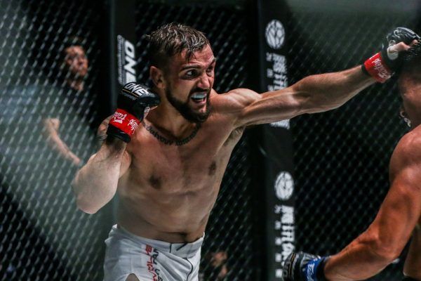 Troy Worthen Kalahkan Mark Fairtex Abelardo Di Ajang ONE KING OF THE JUNGLE