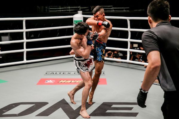 Adrian Mattheis vs Lan Miang Qiang at Heroes of Honor_3802 600x400