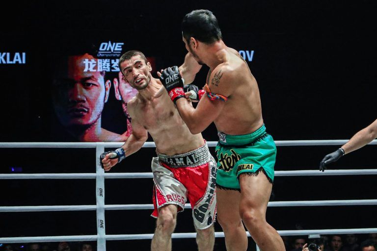 Dagestan-born kickboxing Jama Yusupov knocks out Yodsanklai IWE Fairtex