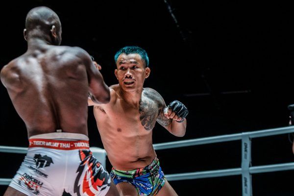 Yodkaikaew Fairtex John Shink NS2 1920X1280 1 600x400