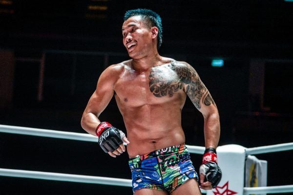 Yodkaikaew Fairtex John Shink NS2 1920X1280 10 600x400