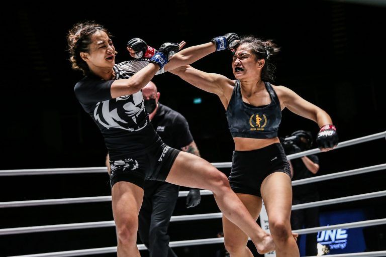 Sunisa Srisen Rika Ishige mixed martial arts 1920X1280 20 768x512