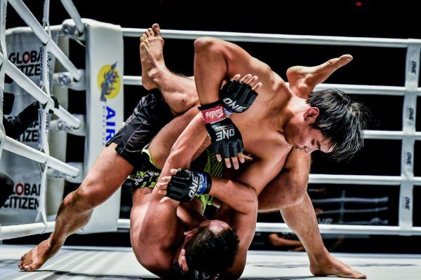 Witchayakorn Niamthanom Khalid Friggini mixed martial arts 1920X1280 6 600x400