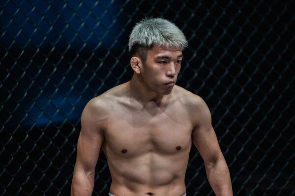 Ryuto Sawada Miao Li Tao mixed martial arts 1920X1278 6 600x399
