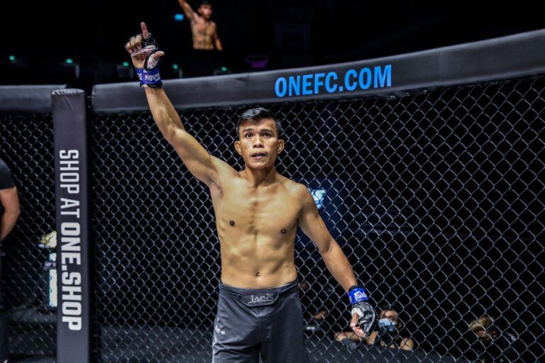 MMA fighters Tial Thang and Paul Lumihi fight at ONE: UNBREAKABLE III on 5 February 2021